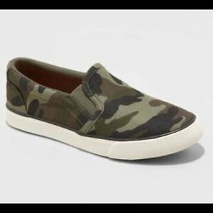 Boys' Slip-On Enzo Apparel Sneakers - Cat & Jack 